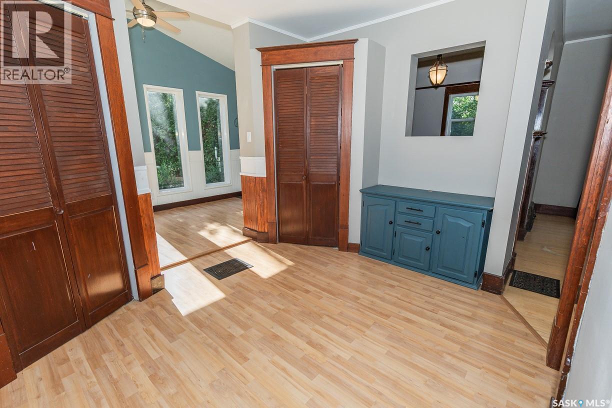 












533 Manitoba AVENUE

,
Kerrobert,




Saskatchewan
S0L1R0

