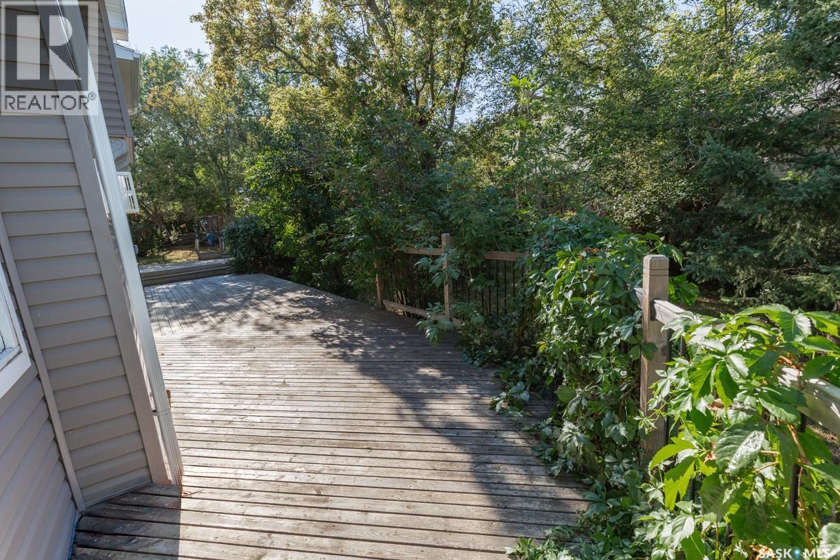 












533 Manitoba AVENUE

,
Kerrobert,




Saskatchewan
S0L1R0

