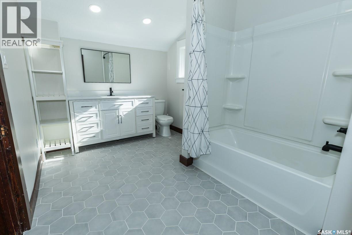 












533 Manitoba AVENUE

,
Kerrobert,




Saskatchewan
S0L1R0

