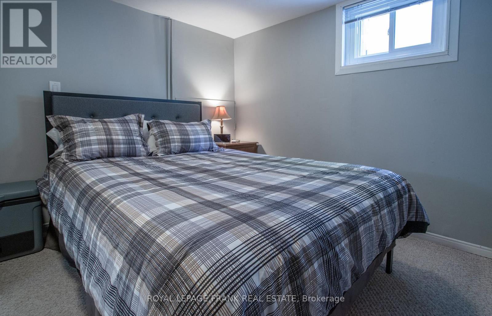 












793 CENTRAL PARK BOULEVARD N

,
Oshawa (Centennial),




Ontario
L1G6B2

