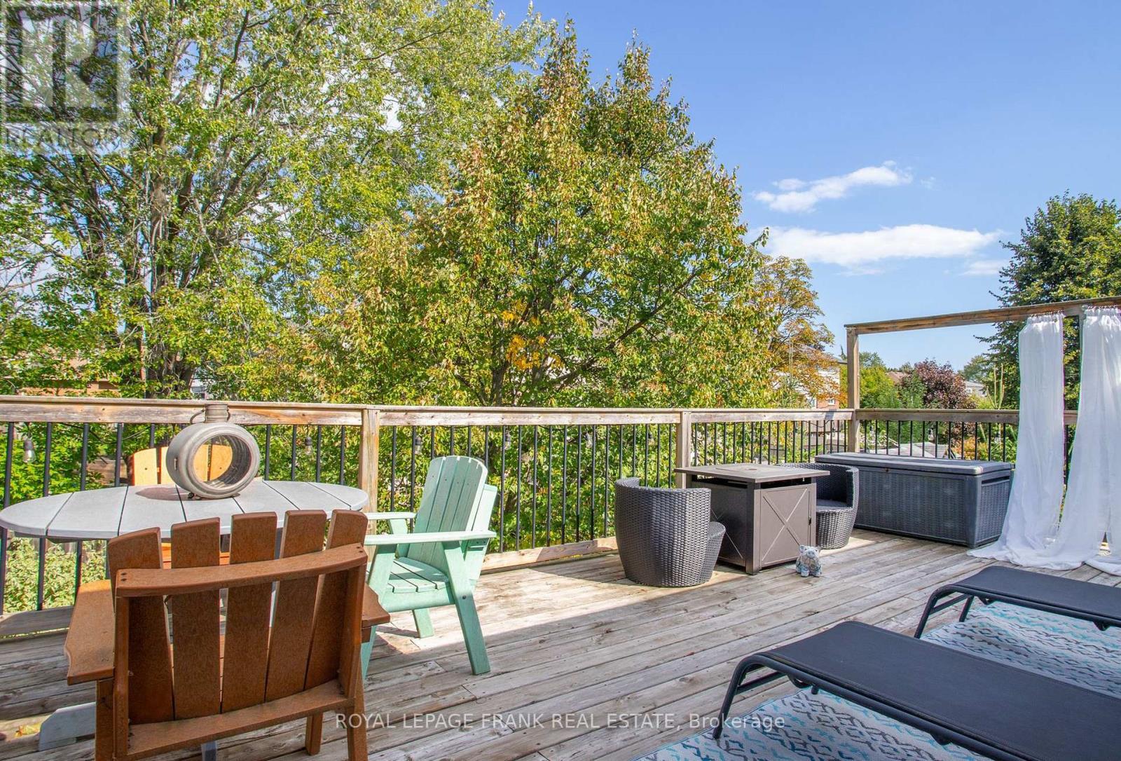 












793 CENTRAL PARK BOULEVARD N

,
Oshawa (Centennial),




Ontario
L1G6B2

