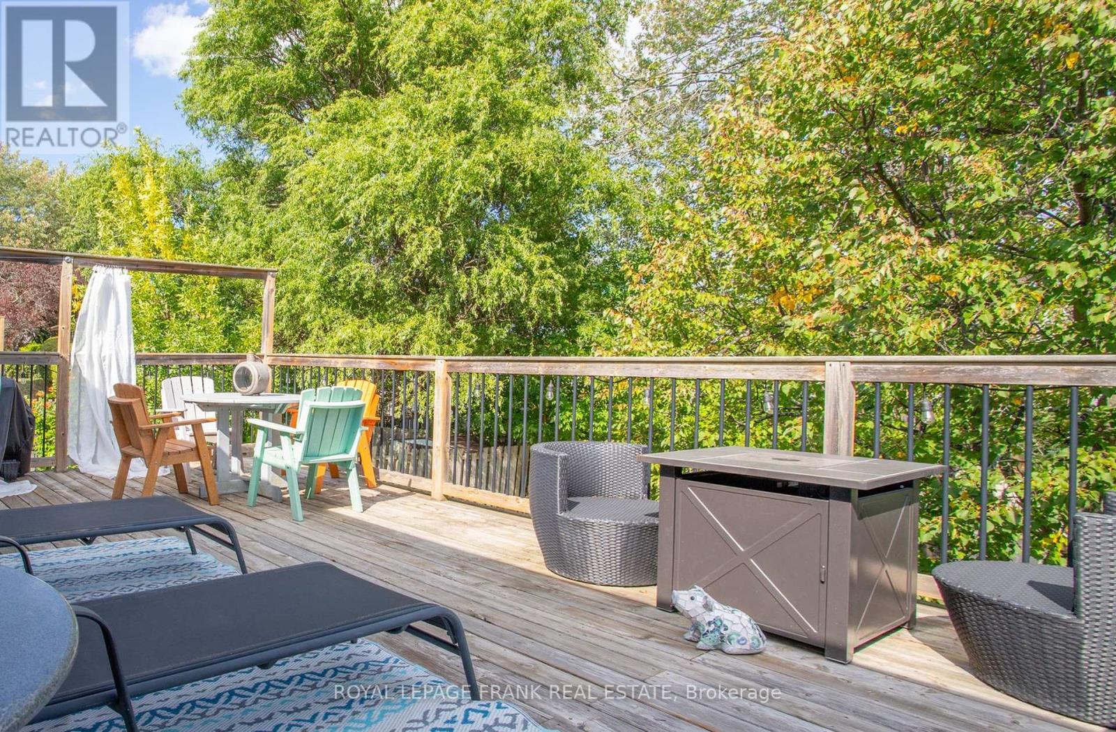 












793 CENTRAL PARK BOULEVARD N

,
Oshawa (Centennial),




Ontario
L1G6B2

