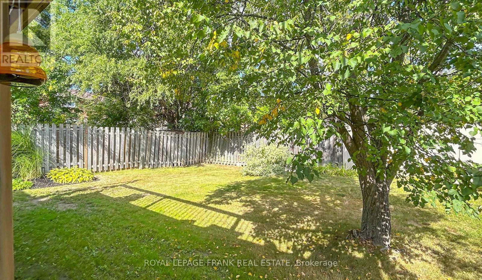 












793 CENTRAL PARK BOULEVARD N

,
Oshawa (Centennial),




Ontario
L1G6B2

