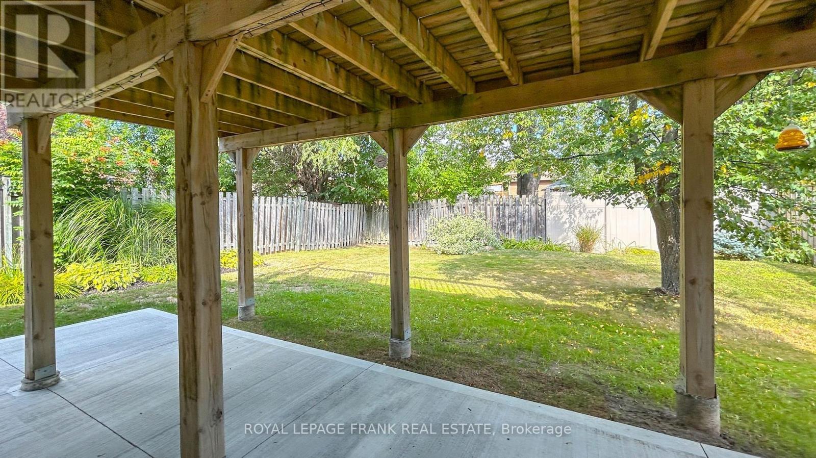












793 CENTRAL PARK BOULEVARD N

,
Oshawa (Centennial),




Ontario
L1G6B2

