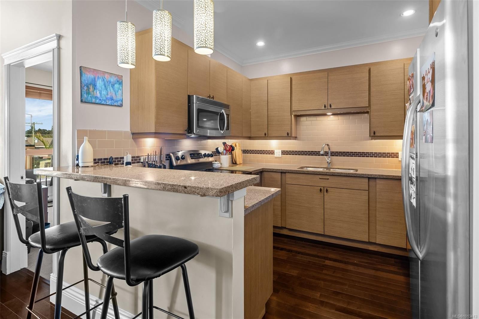 









751


Goldstream

Ave, 308,
Langford,




BC
V9B 2X4

