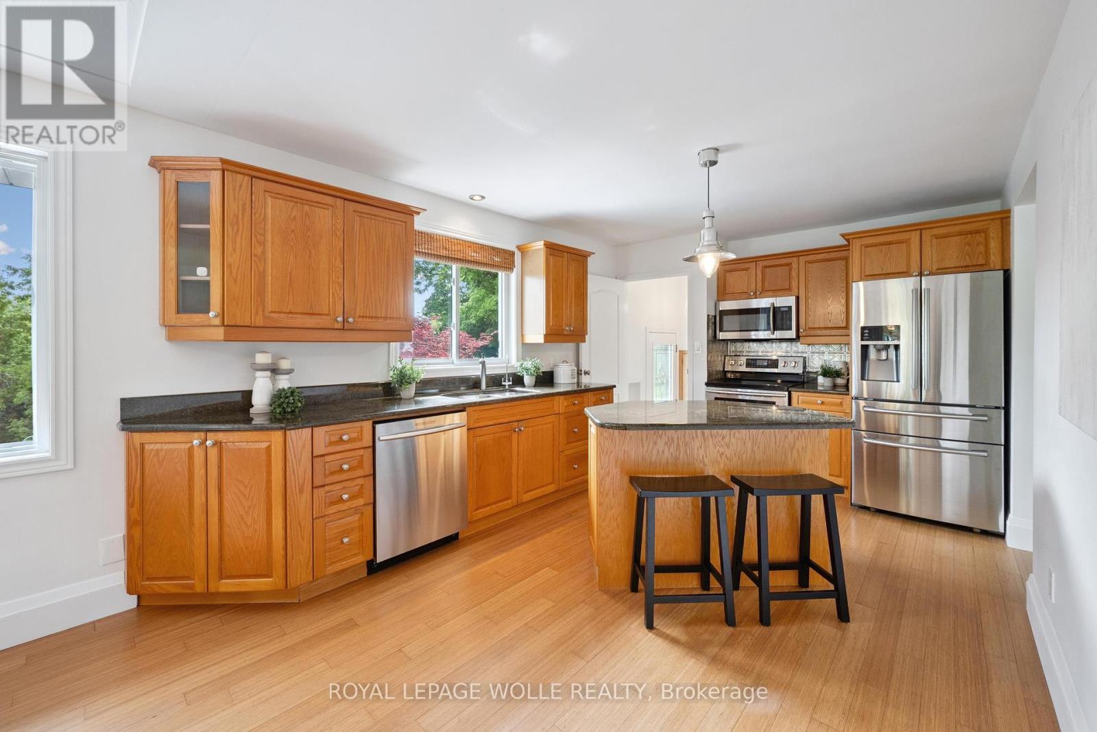 












3850 BEAVERDALE ROAD

,
Cambridge,




Ontario
N3H4R6

