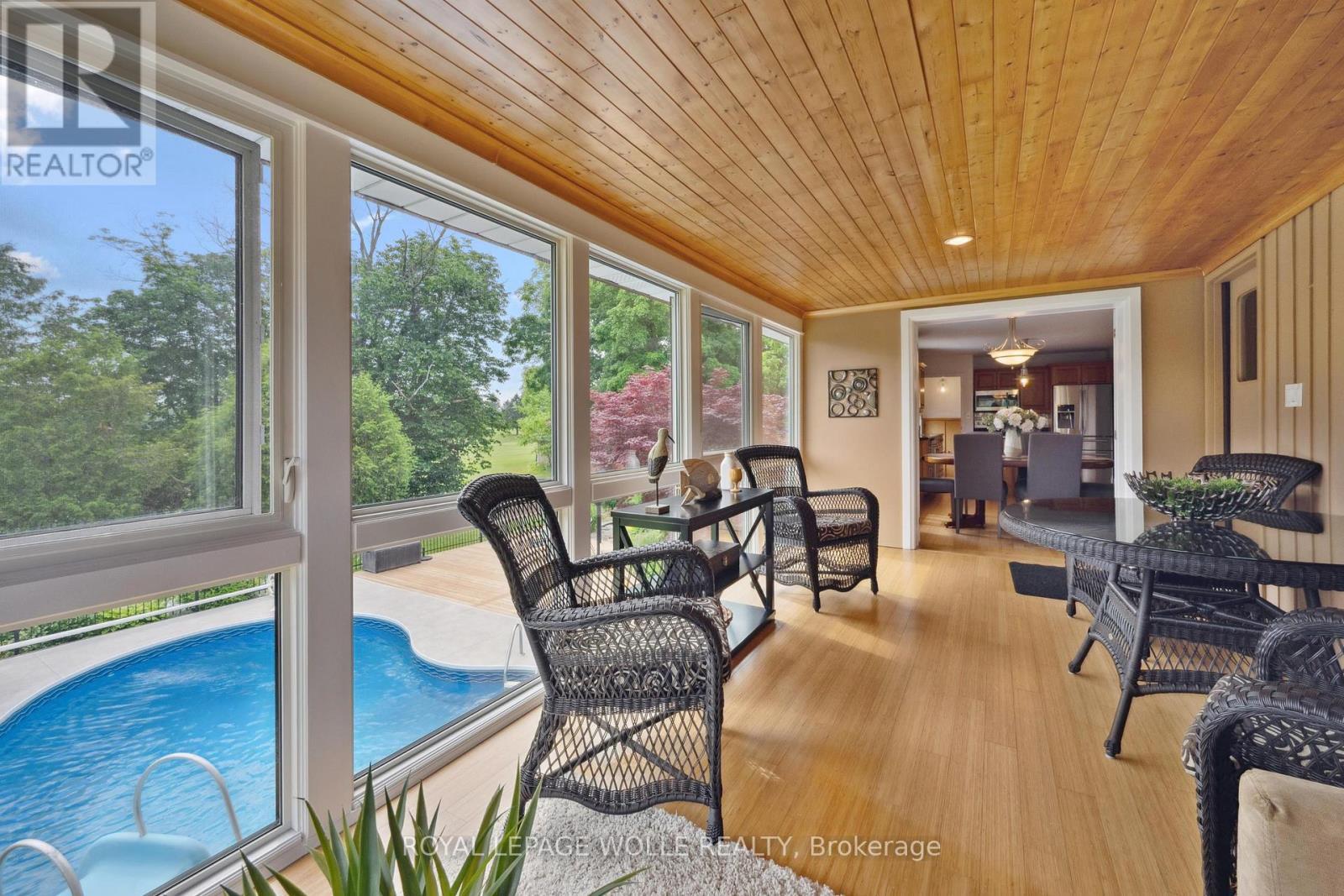 












3850 BEAVERDALE ROAD

,
Cambridge,




Ontario
N3H4R6

