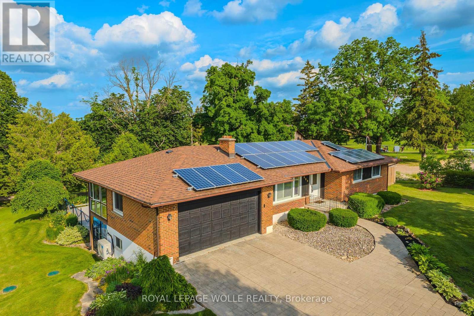 












3850 BEAVERDALE ROAD

,
Cambridge,




Ontario
N3H4R6

