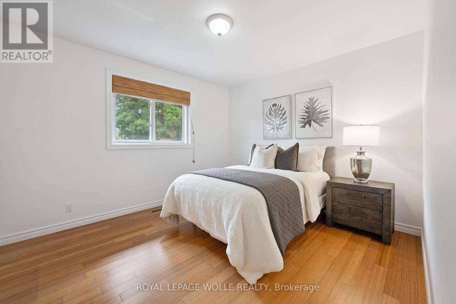












3850 BEAVERDALE ROAD

,
Cambridge,




Ontario
N3H4R6

