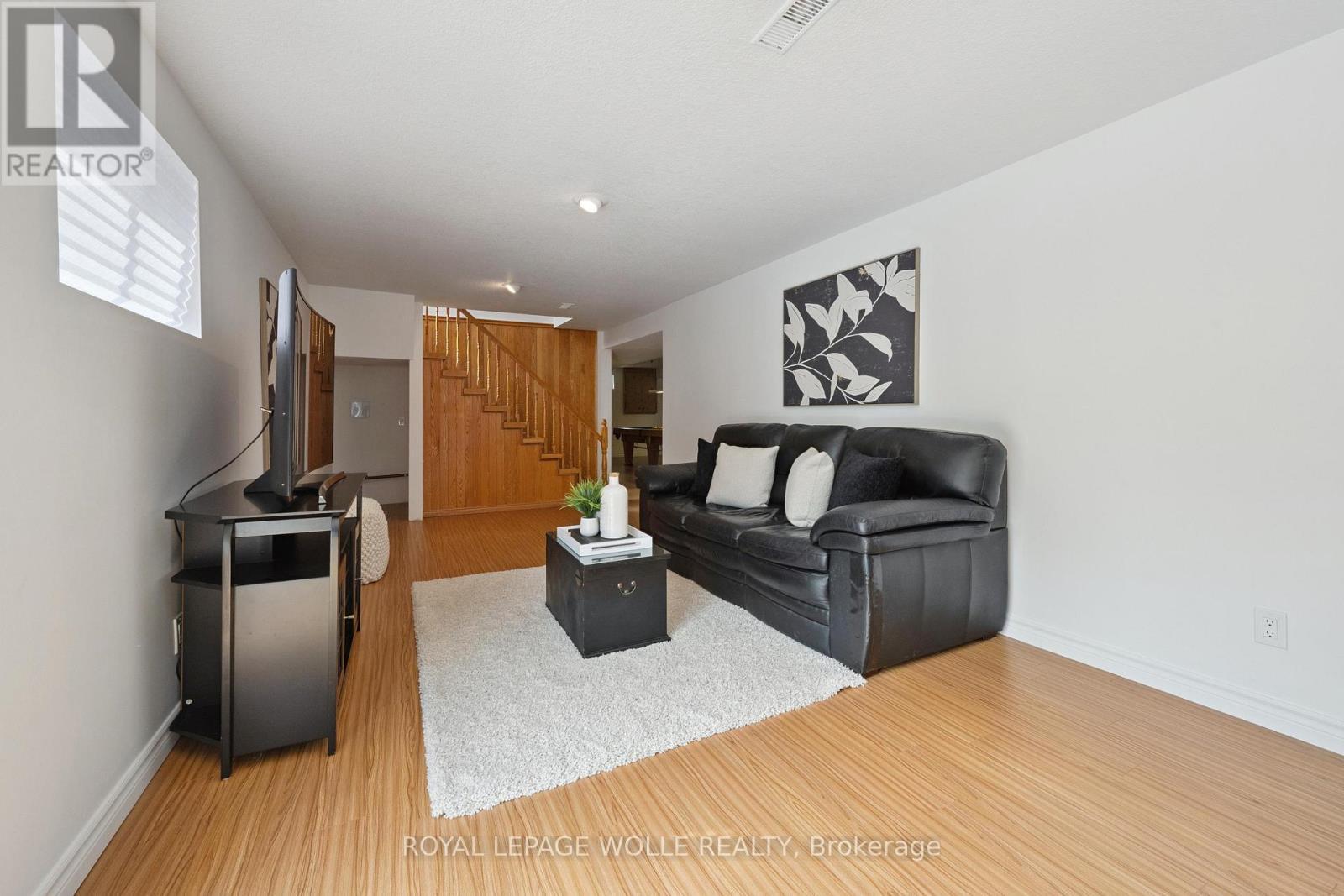 












3850 BEAVERDALE ROAD

,
Cambridge,




Ontario
N3H4R6

