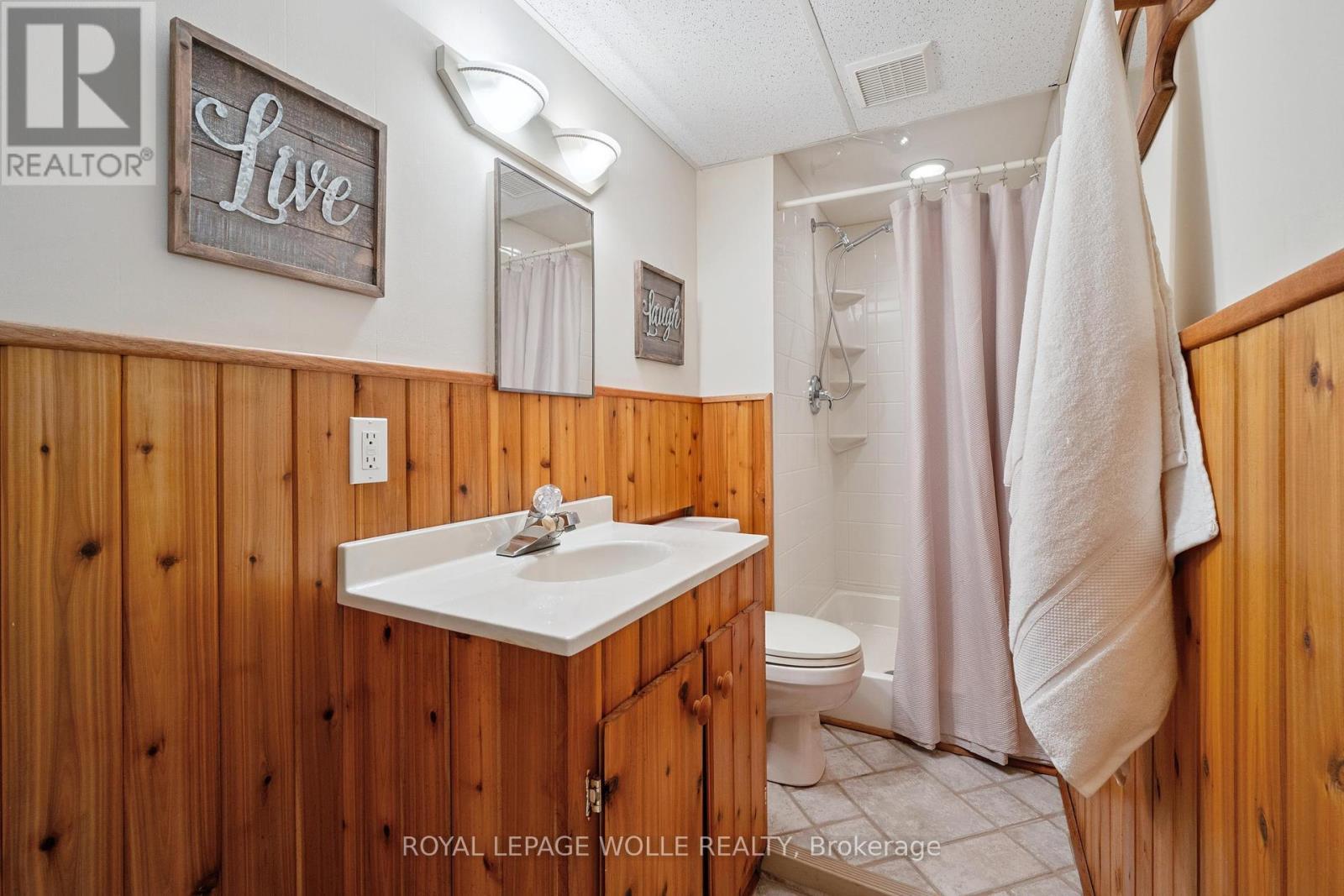 












3850 BEAVERDALE ROAD

,
Cambridge,




Ontario
N3H4R6

