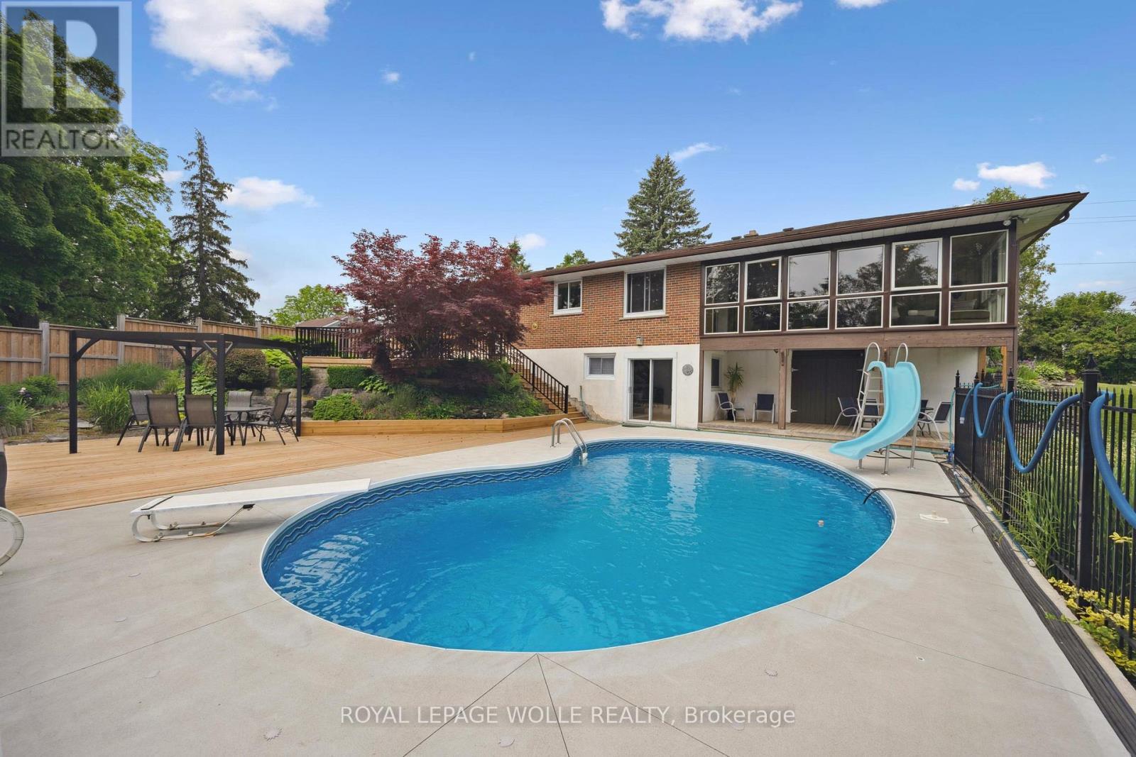 












3850 BEAVERDALE ROAD

,
Cambridge,




Ontario
N3H4R6


