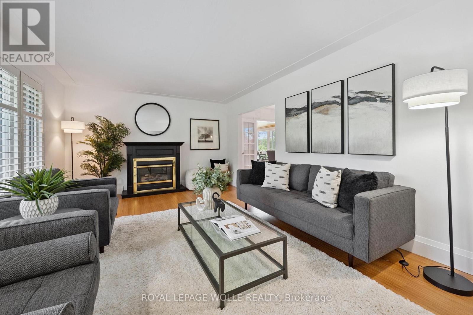 












3850 BEAVERDALE ROAD

,
Cambridge,




Ontario
N3H4R6

