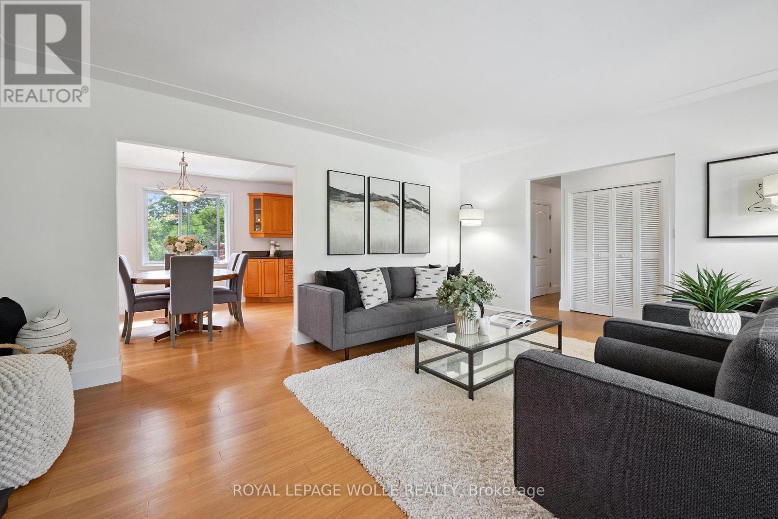 












3850 BEAVERDALE ROAD

,
Cambridge,




Ontario
N3H4R6

