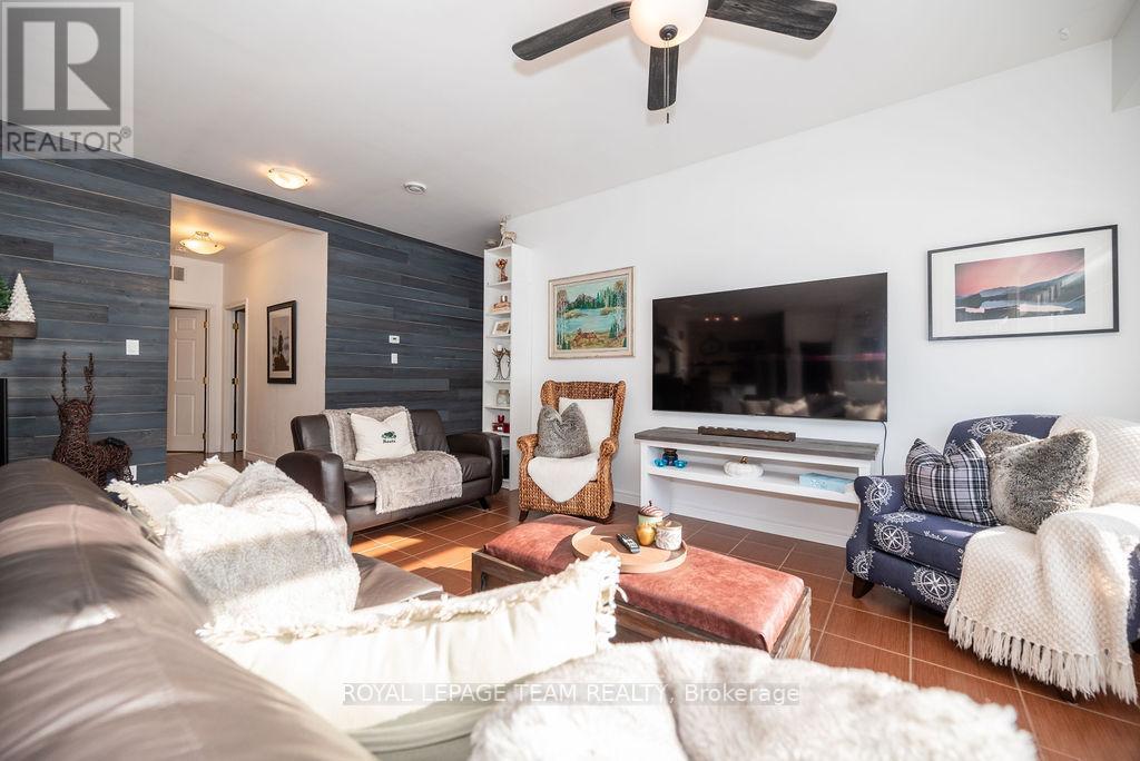 












188 PAUGH LAKE ROAD

,
Madawaska Valley,




Ontario
K0J1B0

