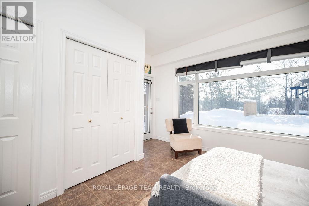 












188 PAUGH LAKE ROAD

,
Madawaska Valley,




Ontario
K0J1B0

