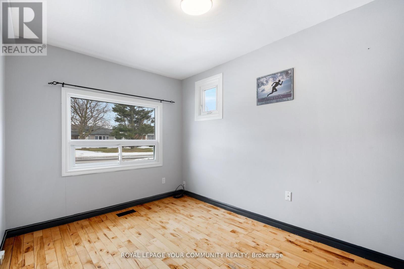 












7813 MULHERN STREET

,
Niagara Falls,




Ontario
L2H1B6

