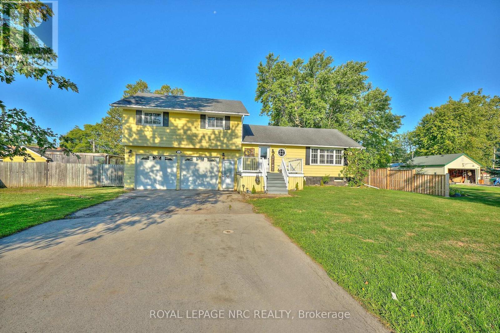 












489 LAKESIDE ROAD

,
Fort Erie (Crescent Park),




Ontario
L2A4X8

