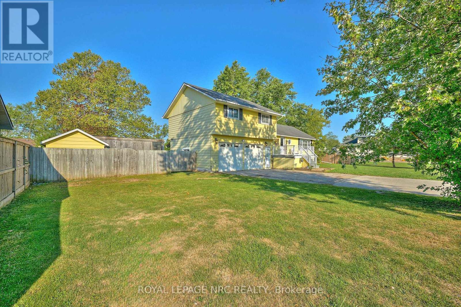 












489 LAKESIDE ROAD

,
Fort Erie (Crescent Park),




Ontario
L2A4X8

