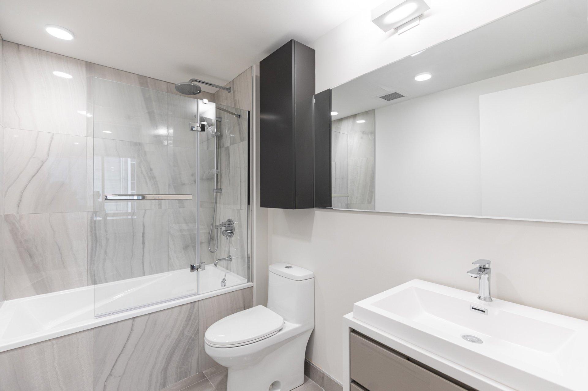 









1288


Rue St-Antoine O.

, 507,
Montréal (Ville-Marie),




QC
H3C0X6

