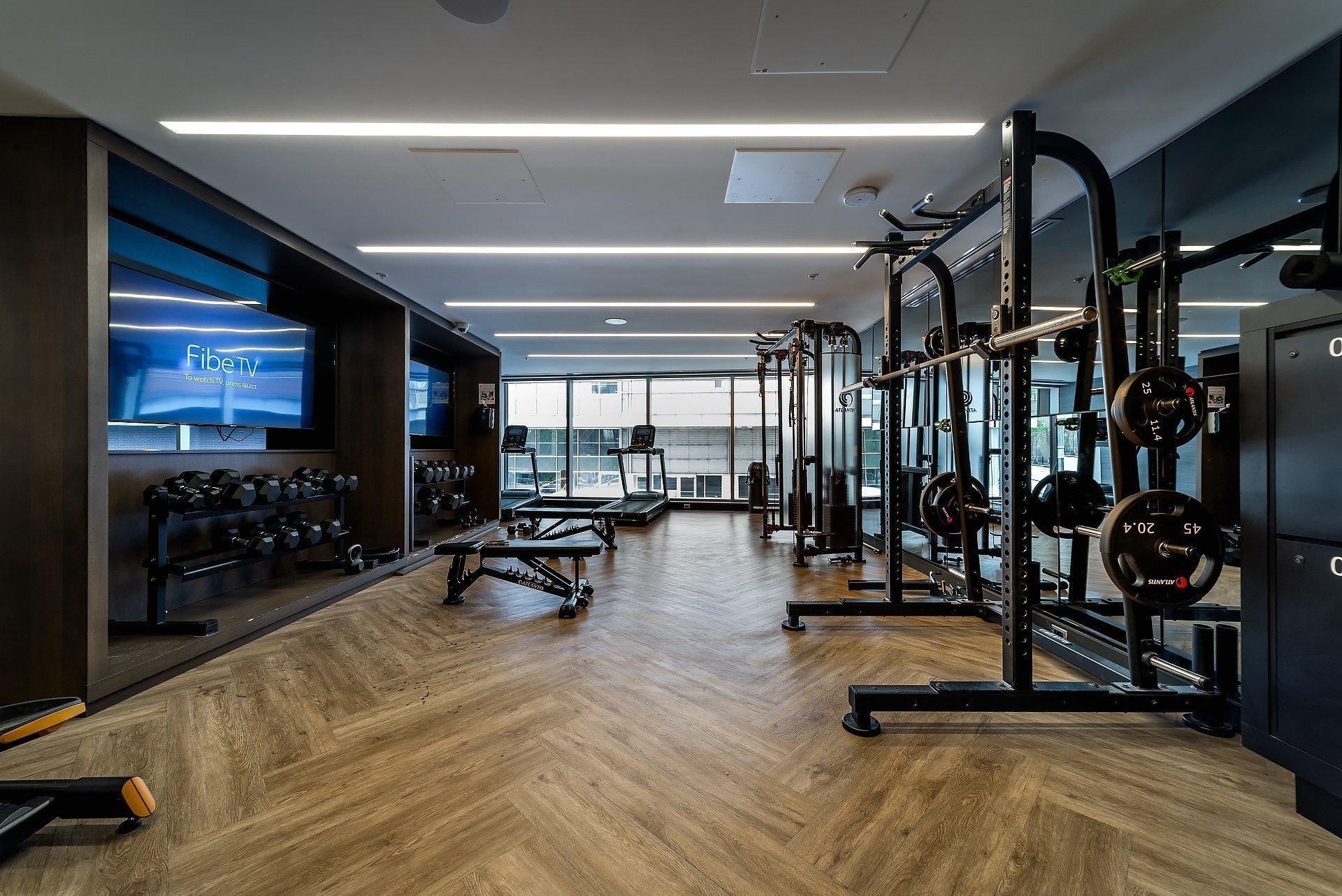 









1288


Rue St-Antoine O.

, 507,
Montréal (Ville-Marie),




QC
H3C0X6

