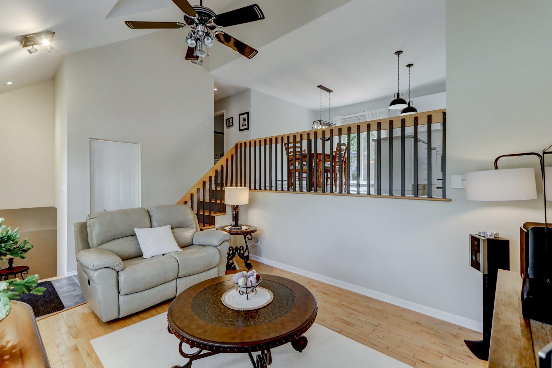 









1329


Boul. Maisonneuve

,
Saint-Jérôme,




QC
J5L1Y6

