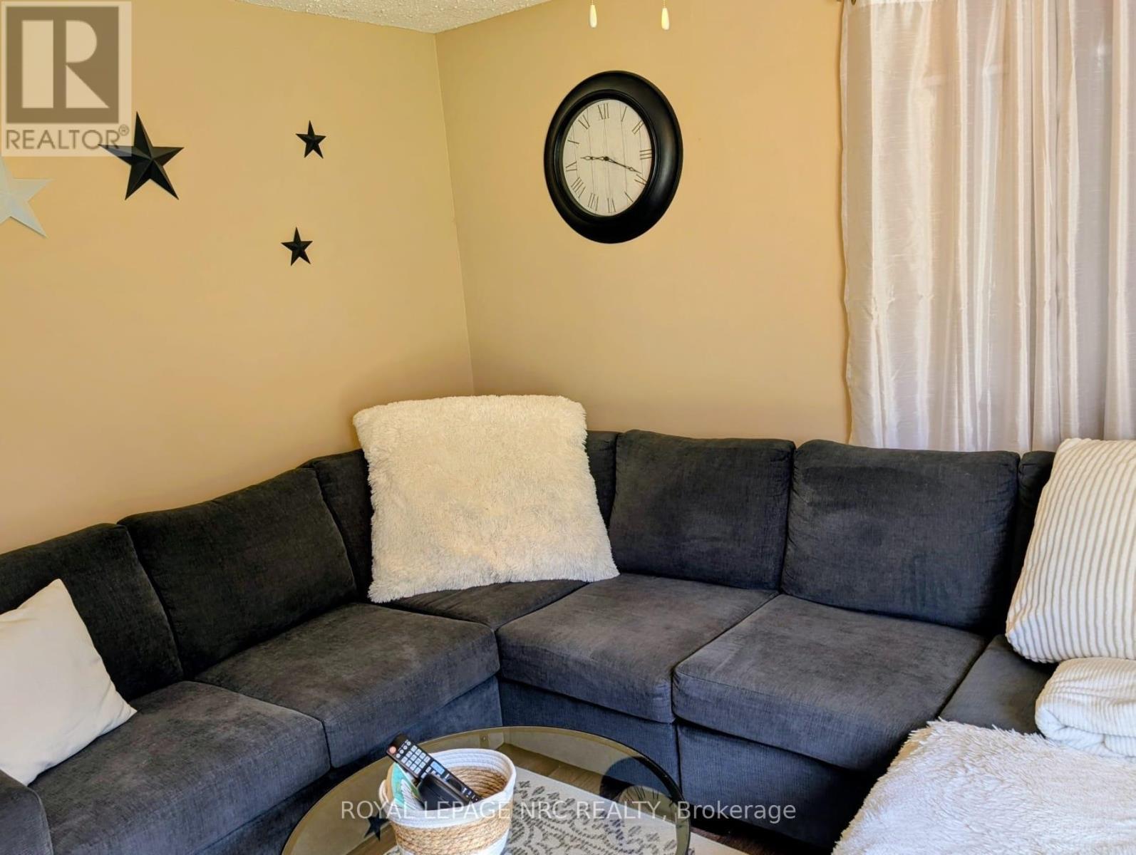 












4132 CHIPPAWA PARKWAY

,
Niagara Falls (Chippawa),




Ontario
L2G6E5

