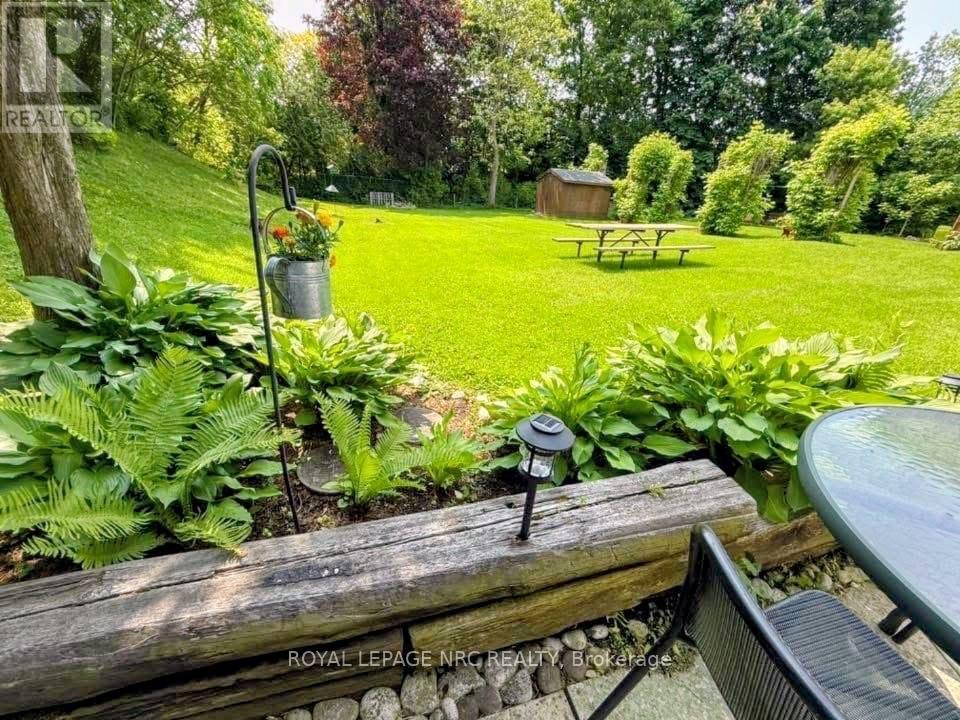 












4132 CHIPPAWA PARKWAY

,
Niagara Falls (Chippawa),




Ontario
L2G6E5

