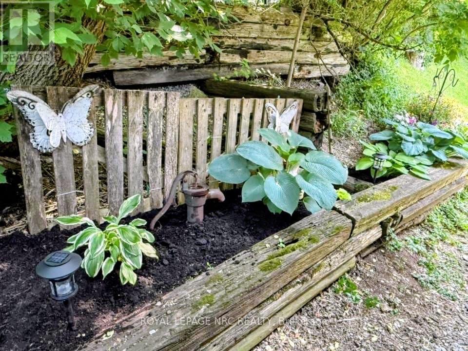 












4132 CHIPPAWA PARKWAY

,
Niagara Falls (Chippawa),




Ontario
L2G6E5

