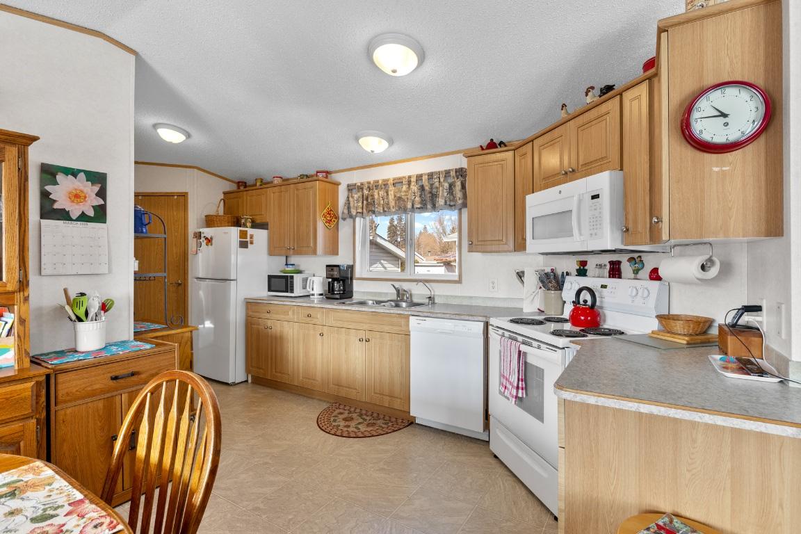 









8945


Highway 97

, 37,
Kelowna,




BC
V4V 1E8


