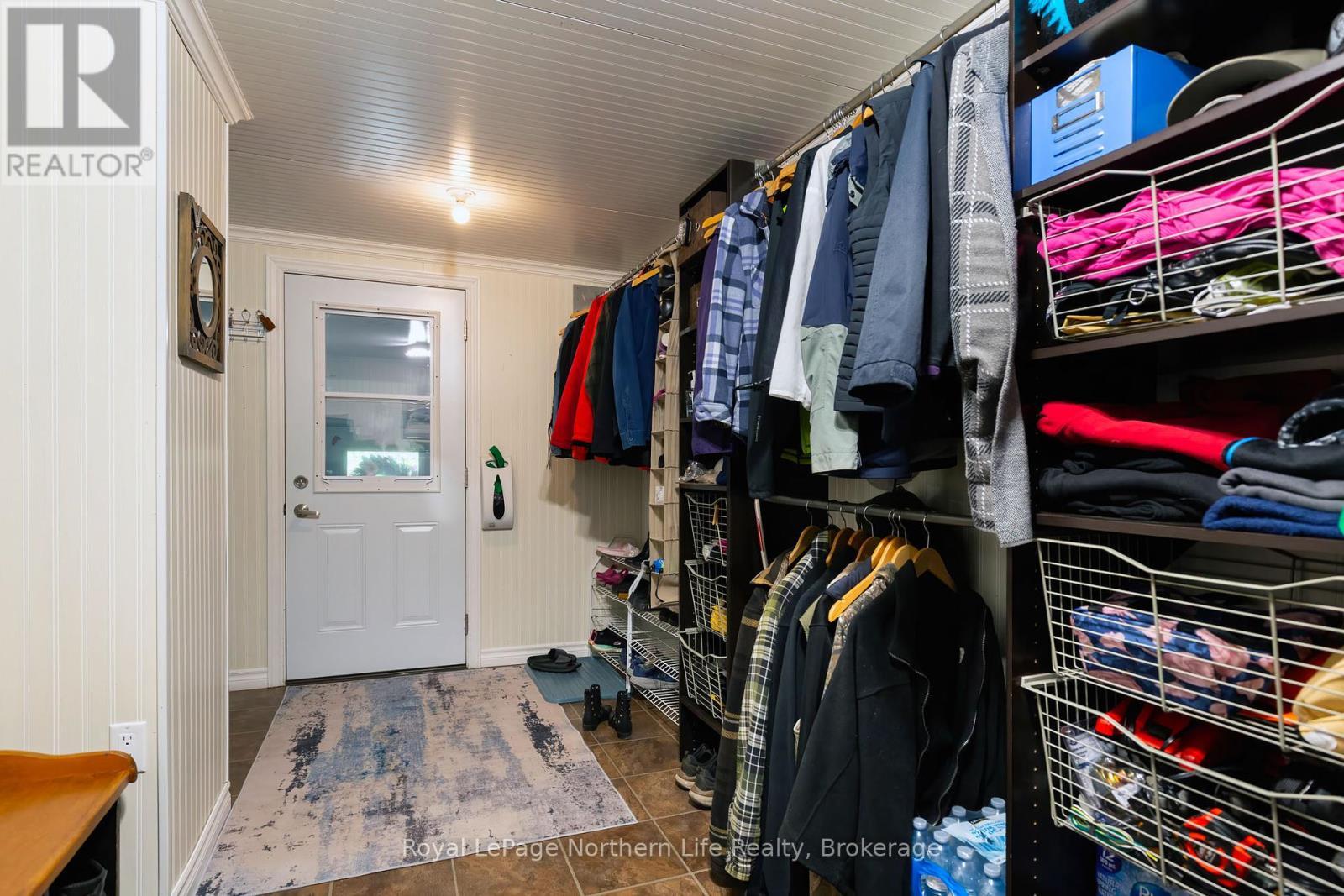 












81 BEAR LAKE ROAD

,
West Nipissing (Verner),




Ontario
P0H2M0

