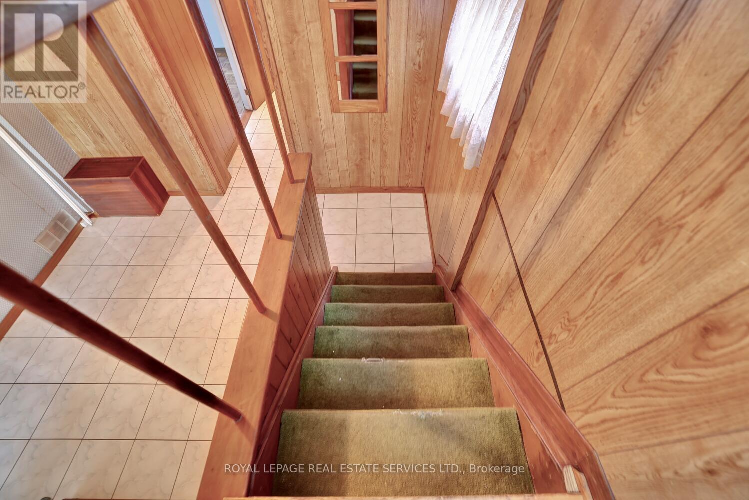 












1320 NORTHMOUNT AVENUE

,
Mississauga,




Ontario
L5E1Y5

