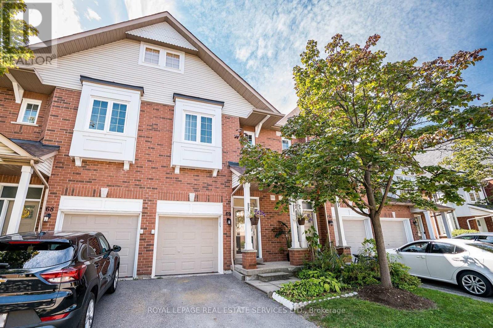 












69 - 1588 SOUTH PARADE COURT

,
Mississauga,




Ontario
L5M6E7

