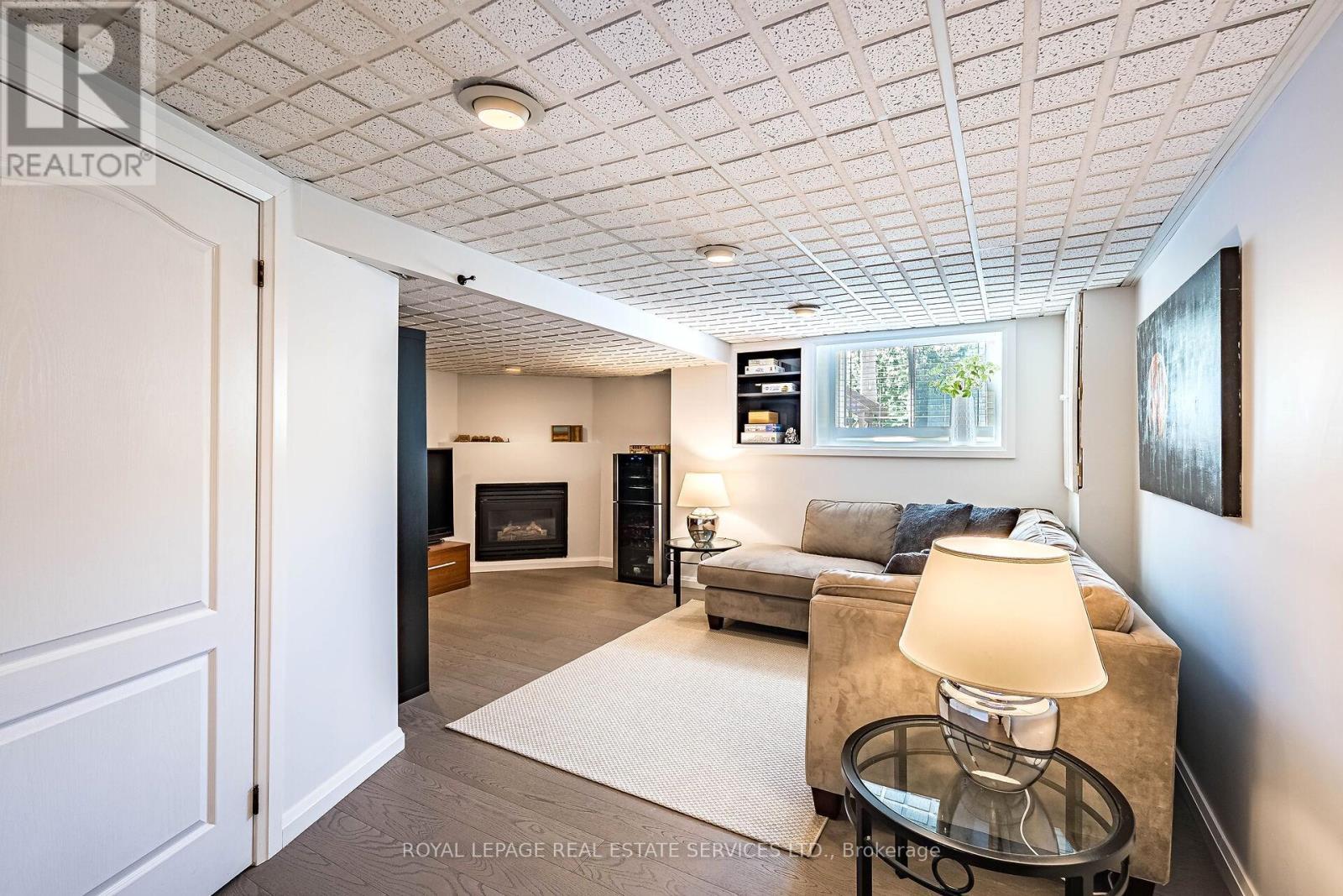 












69 - 1588 SOUTH PARADE COURT

,
Mississauga,




Ontario
L5M6E7

