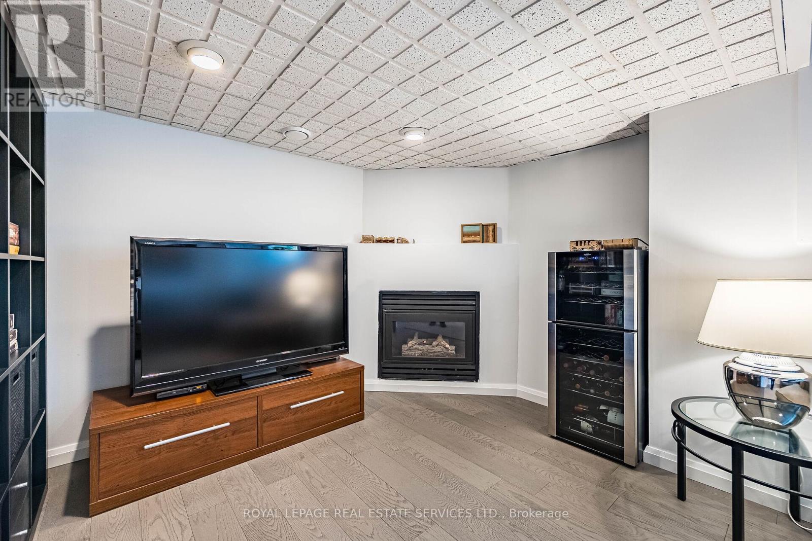 












69 - 1588 SOUTH PARADE COURT

,
Mississauga,




Ontario
L5M6E7

