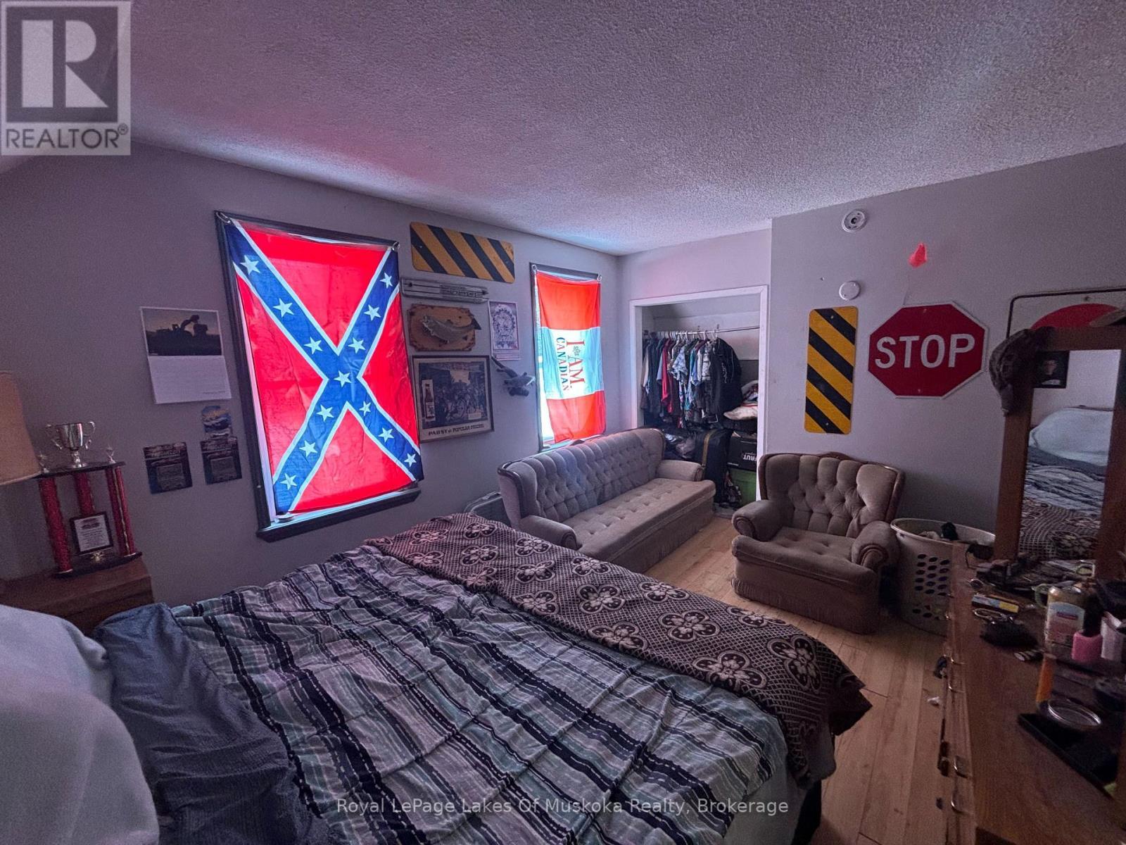 












120 ONTARIO STREET

,
Burk's Falls,




Ontario
P0A1C0

