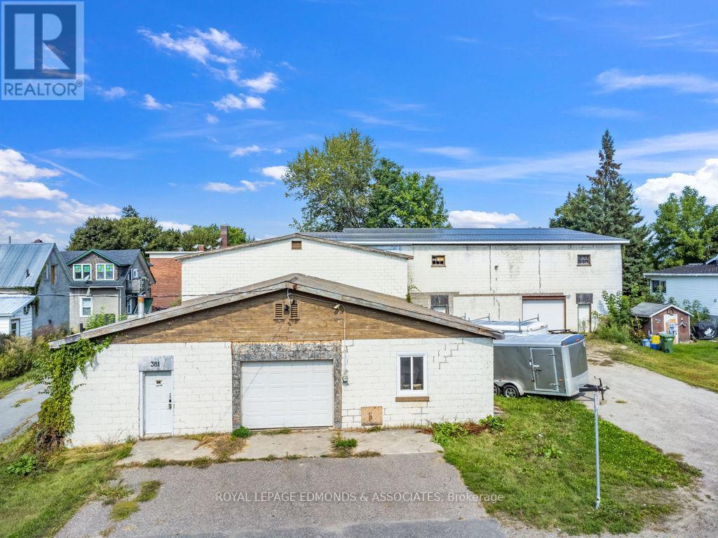 












381 SUPPLE STREET

,
Pembroke,




Ontario
K8A3H7

