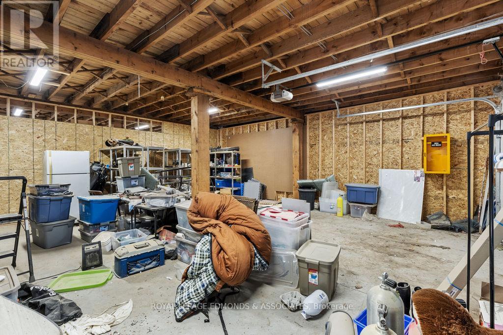 












381 SUPPLE STREET

,
Pembroke,




Ontario
K8A3H7

