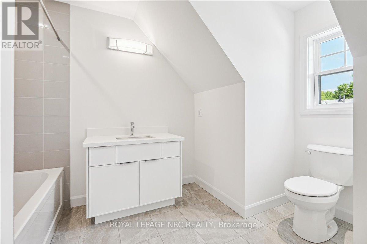 












63 BEACHWALK CRESCENT

,
Fort Erie (Crystal Beach),




Ontario
L0S1B0

