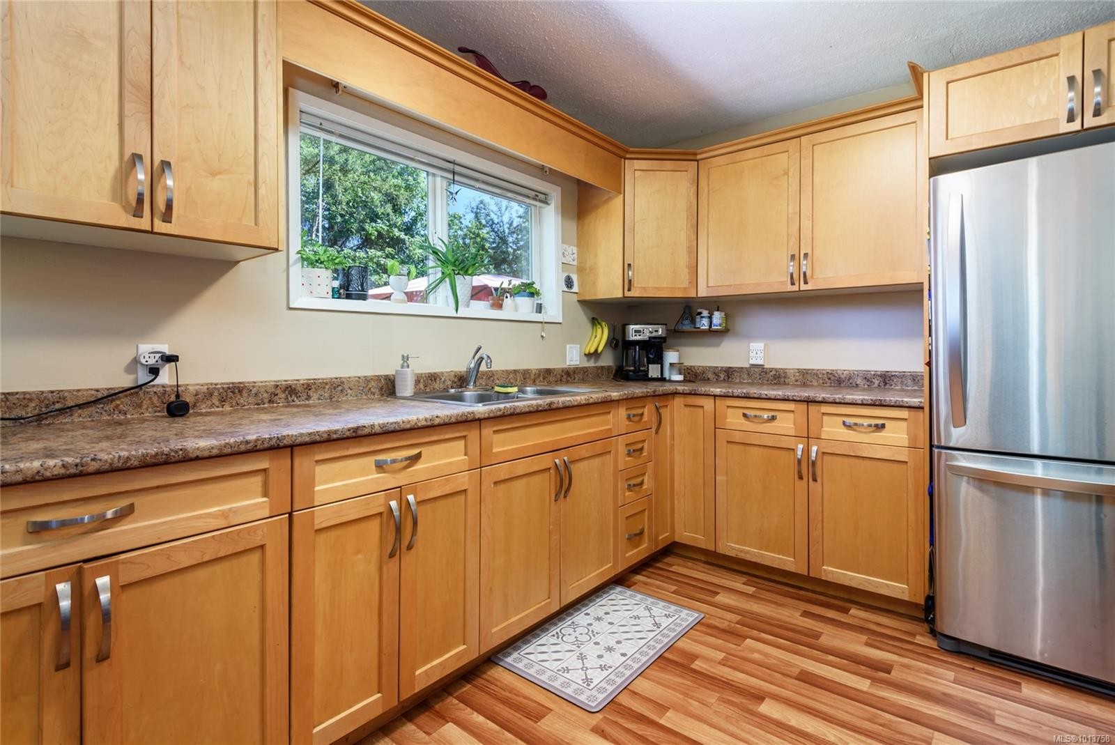 









2030


Black Creek

Rd,
Black Creek,




BC
V9J 1G5

