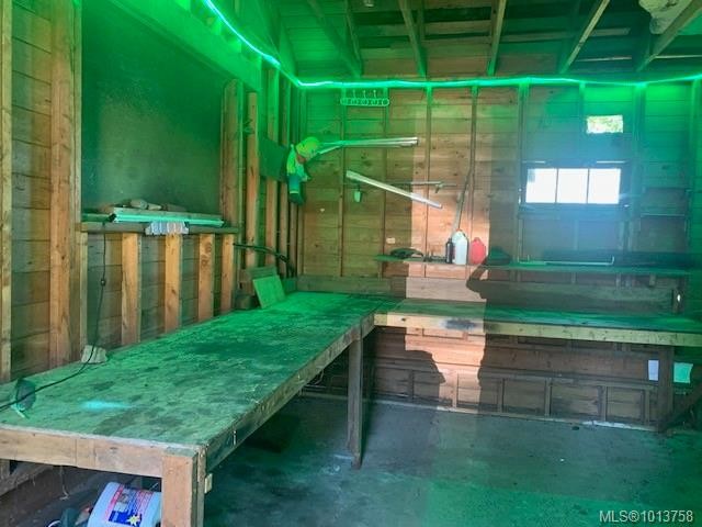 









2030


Black Creek

Rd,
Black Creek,




BC
V9J 1G5

