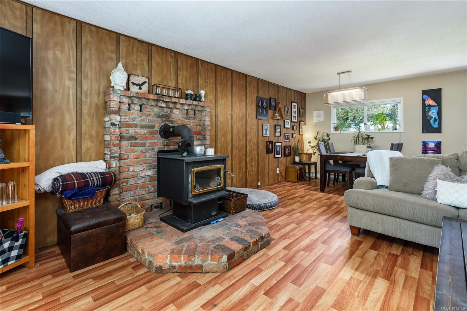 









2030


Black Creek

Rd,
Black Creek,




BC
V9J 1G5

