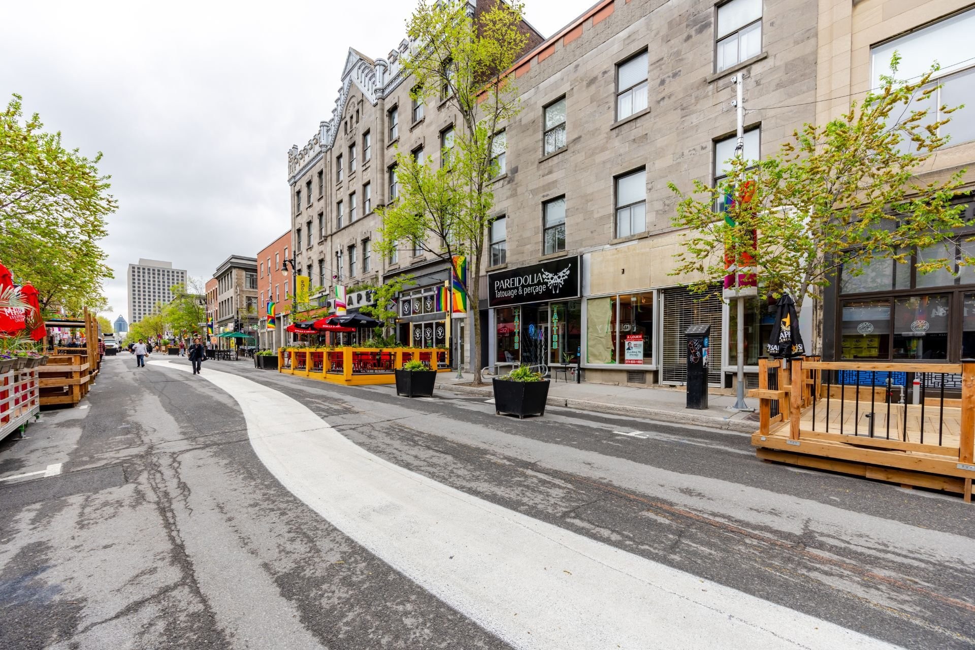 









1319


Rue Ste-Catherine E.

, 3,
Montréal (Ville-Marie),




QC
H2L2H4

