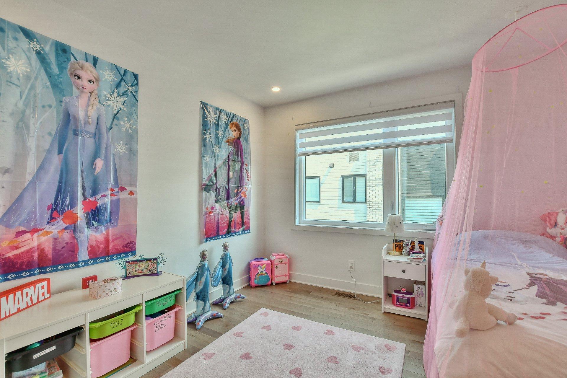 









18087


Rue de Brissac

,
Mirabel,




QC
J7J0Z1

