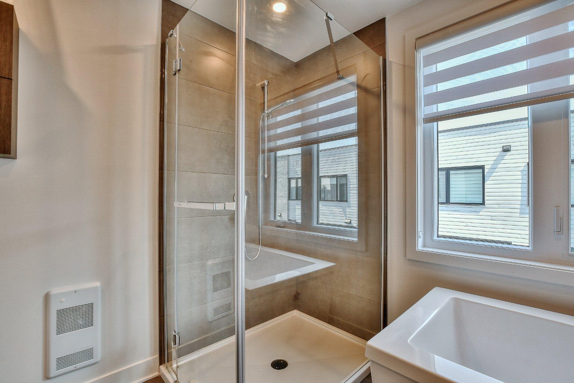 









18087


Rue de Brissac

,
Mirabel,




QC
J7J0Z1

