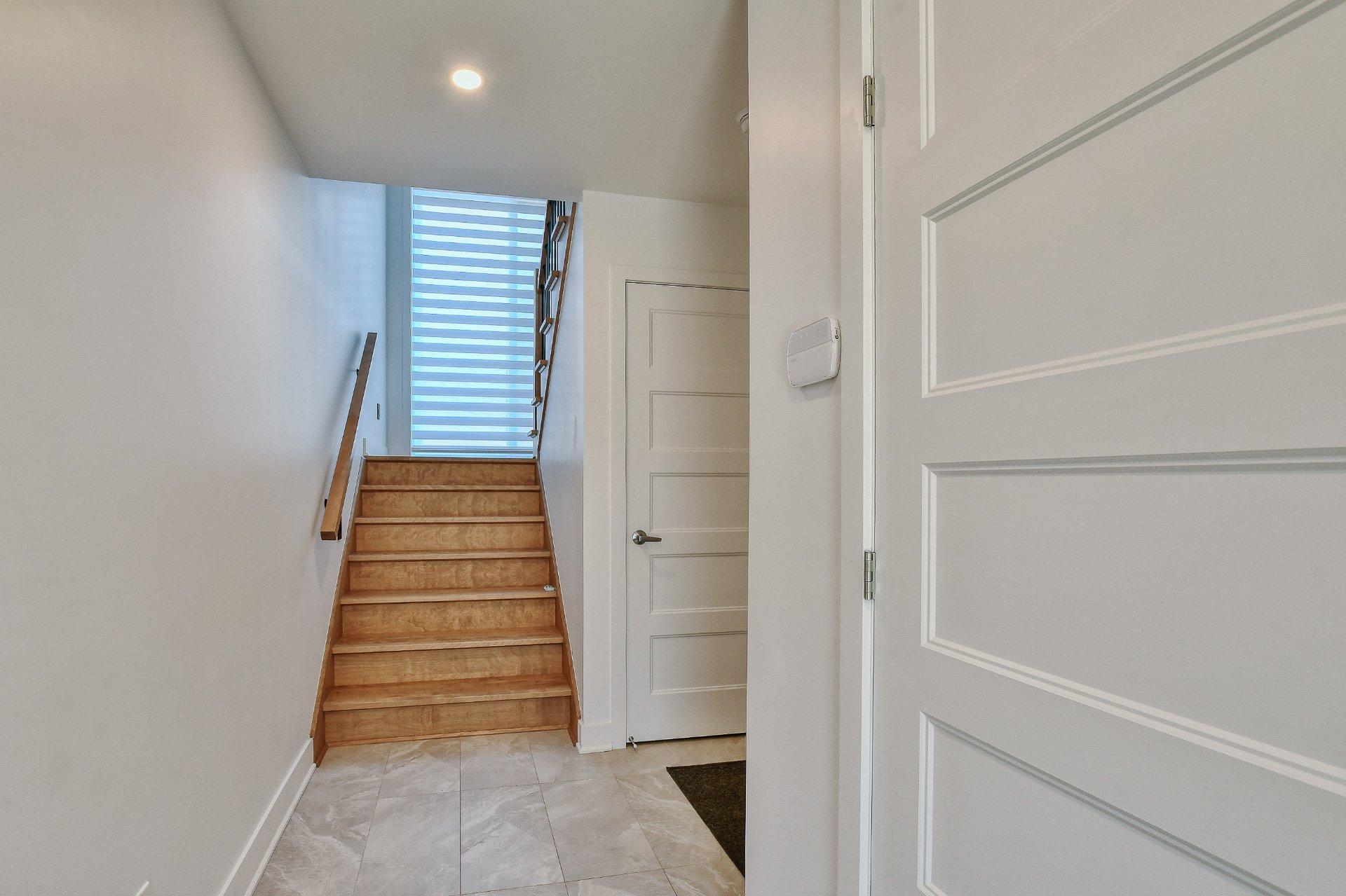 









18087


Rue de Brissac

,
Mirabel,




QC
J7J0Z1

