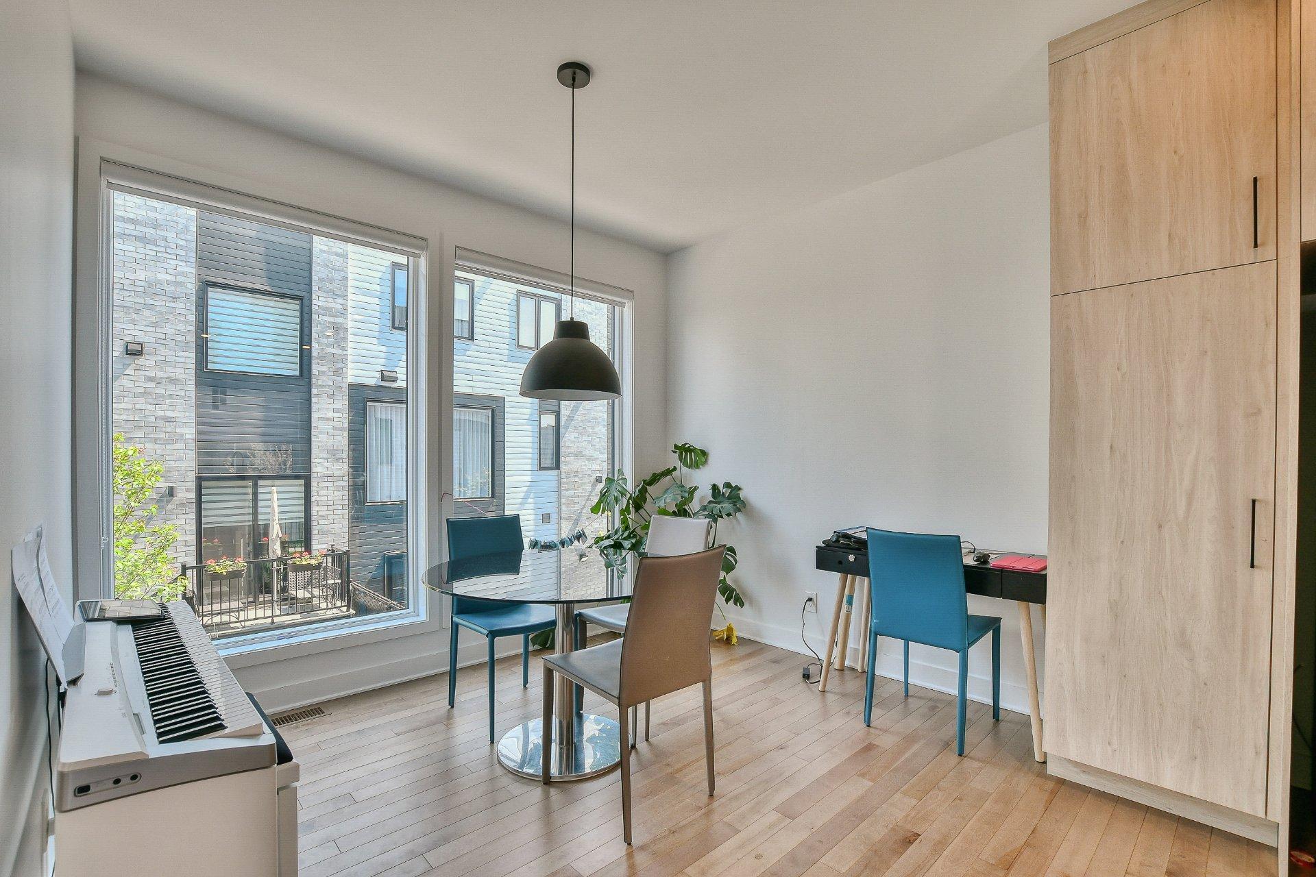 









18087


Rue de Brissac

,
Mirabel,




QC
J7J0Z1

