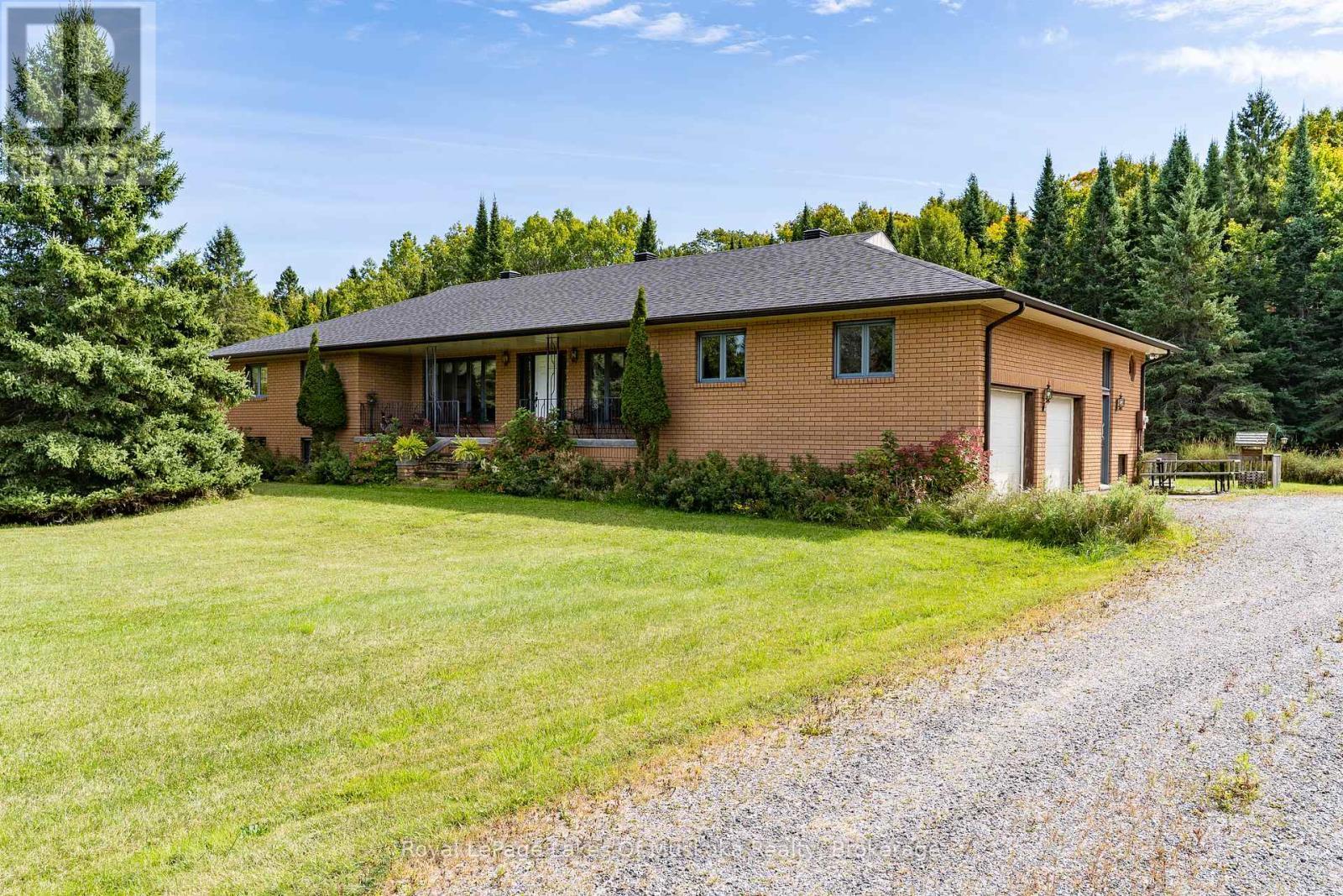 












1419 BEATRICE TOWNLINE ROAD

,
Muskoka Lakes (Monck (Muskoka Lakes)),




Ontario
P1L1X4

