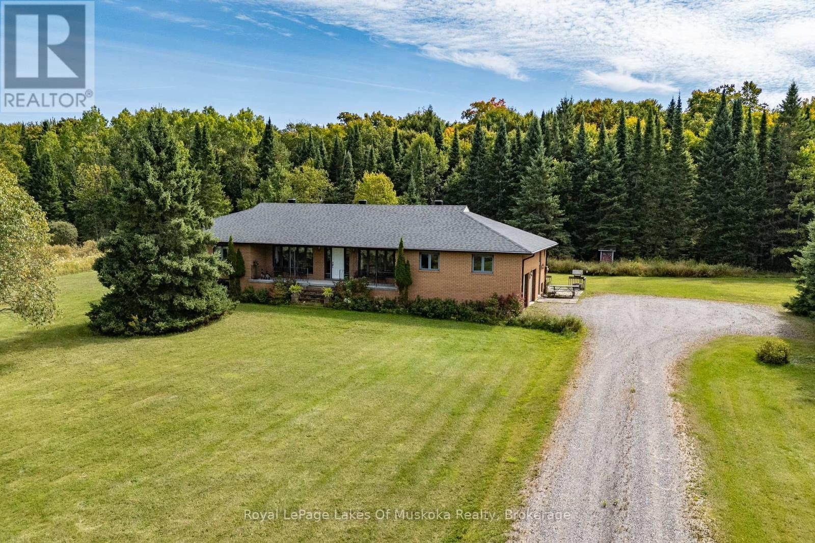 












1419 BEATRICE TOWNLINE ROAD

,
Muskoka Lakes (Monck (Muskoka Lakes)),




Ontario
P1L1X4

