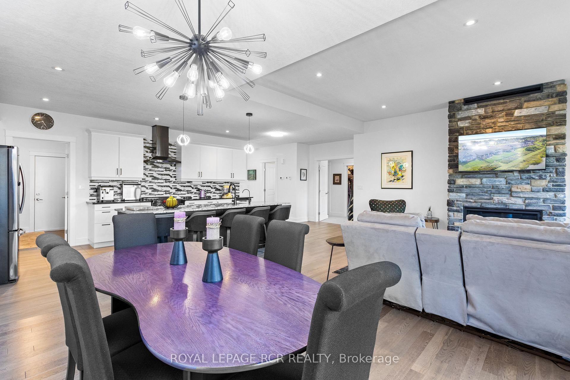 









232


Snowberry

Lane,
Georgian Bluffs,




ON
N0H 1S0

